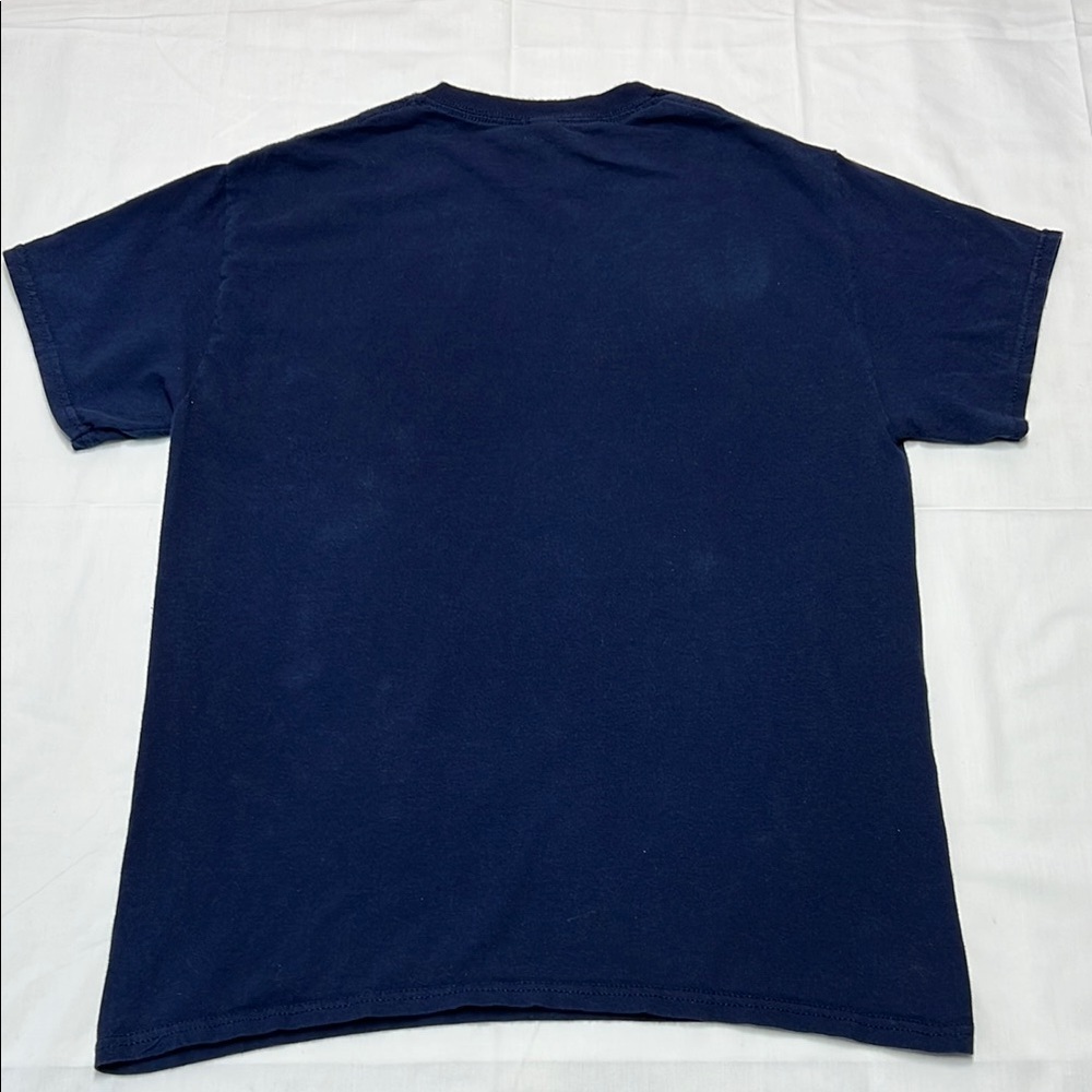 Gildan heavy cotton Wolfpack howl blue size medium short sleeve graphic tee - Picture 11 of 16